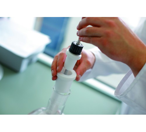 Пробка-держатель Bohlender для перемешивающих элементов PTFE, PPS, NS 19/26, для вала 8 мм (Артикул C 424-05) Пробка-держатель Bohlender для перемешивающих элементов PTFE, PPS, NS 19/26, для вала 8 мм (Артикул C 424-05)